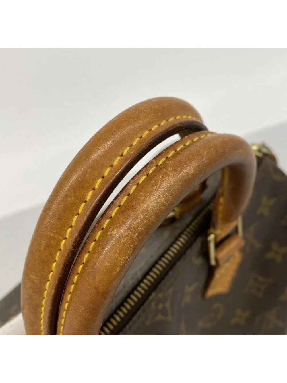 Louis Vuitton Monogram Speedy 25 Brown Handbag